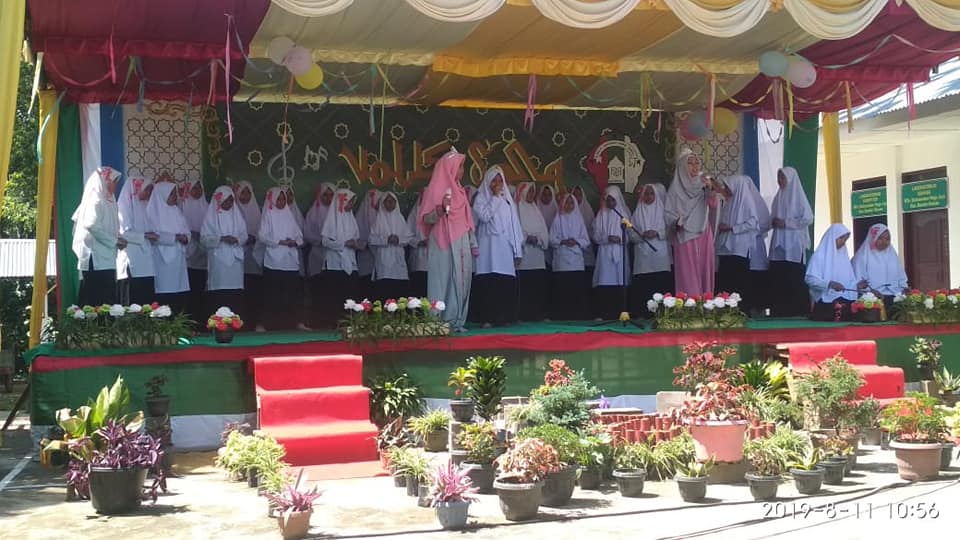 Lomba Vocal antar santri se-Baitussalam